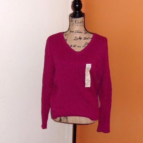 St.Johns Bay XL Petite Lafayette Rose V-Neck Sweater NWT - Picture 6 of 7